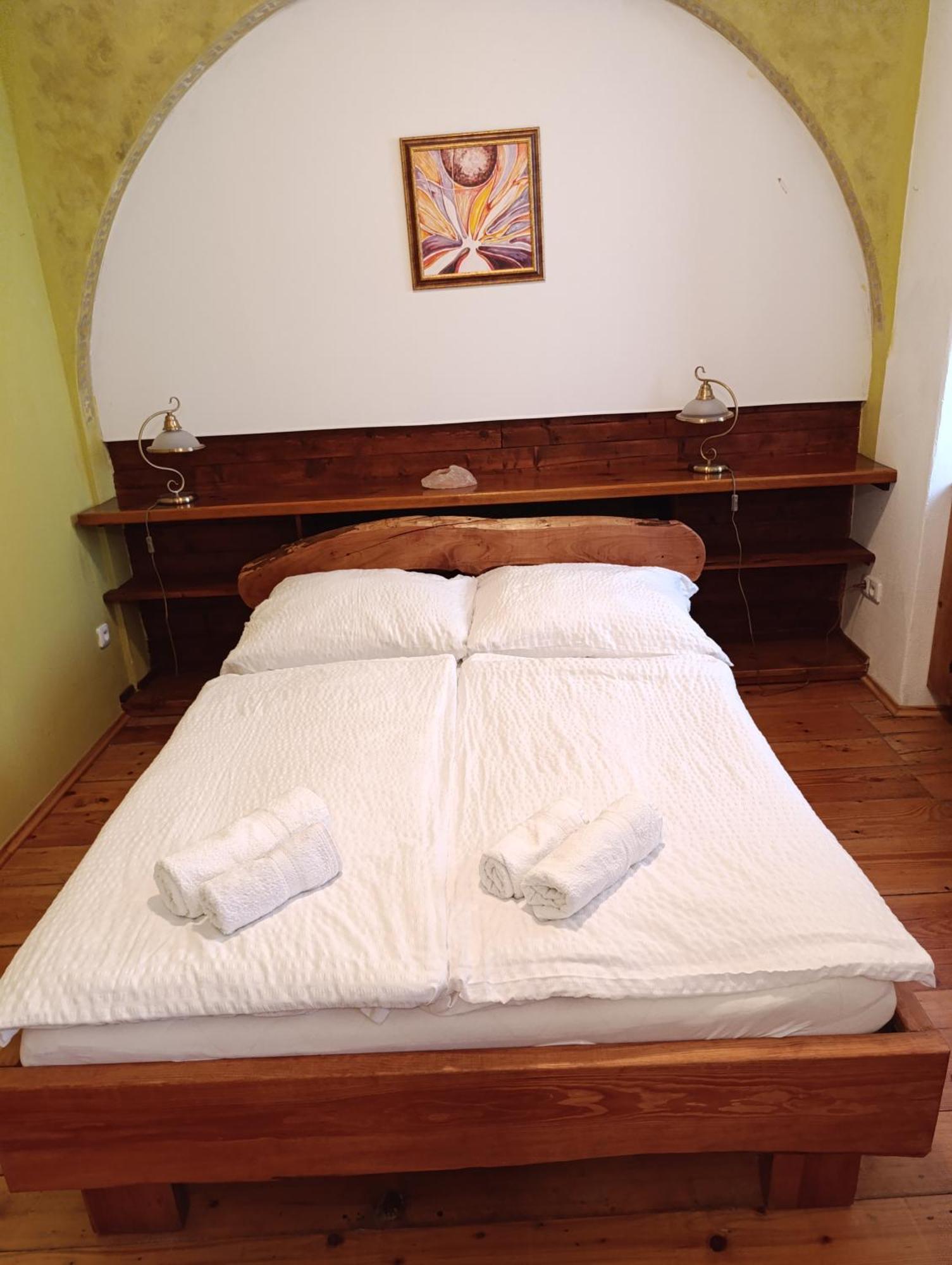 Hotel Penzion Avalon Valtice Extérieur photo